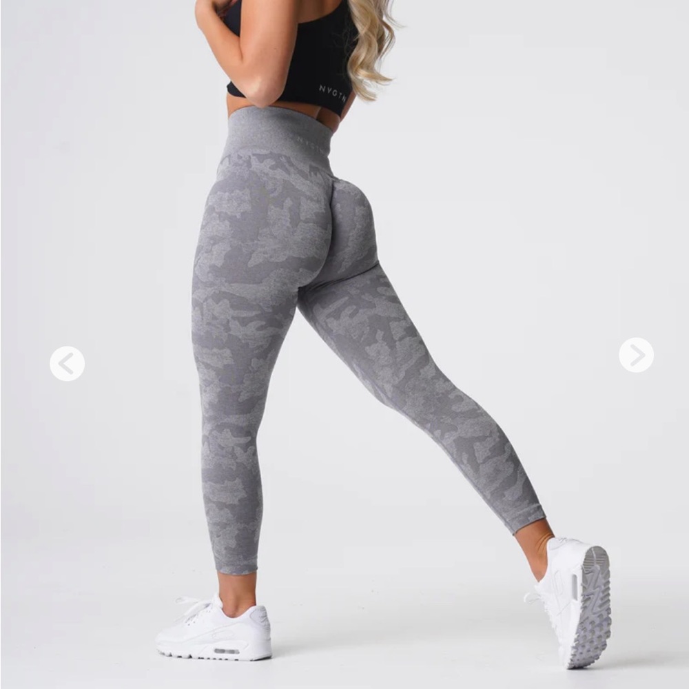 Grey camo NVGTN leggings